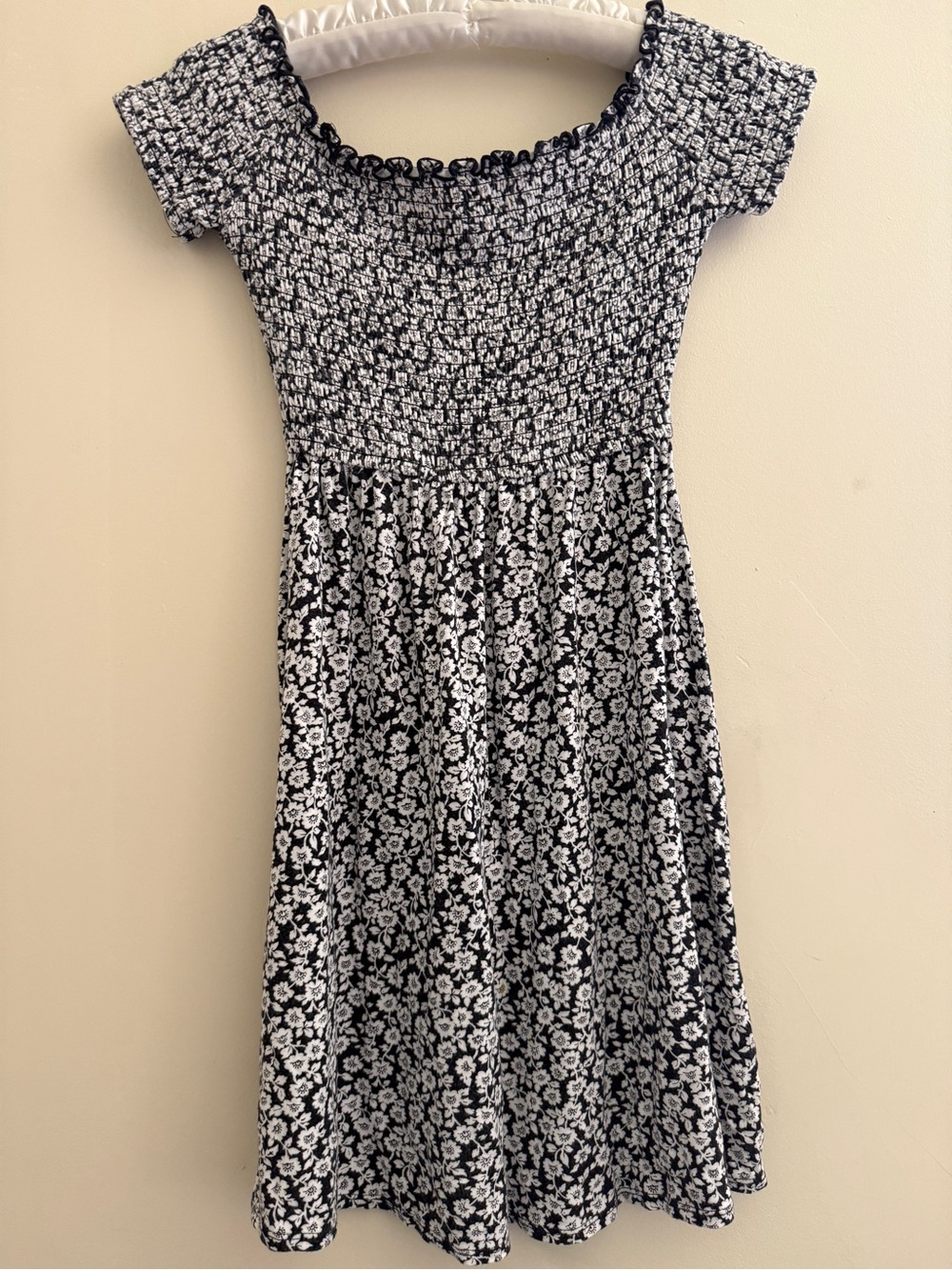 HOLLISTER Black & White Floral Smocked Dress